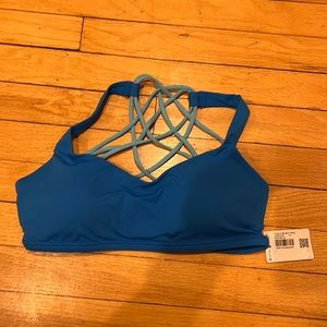 Lululemon free to be wild bra